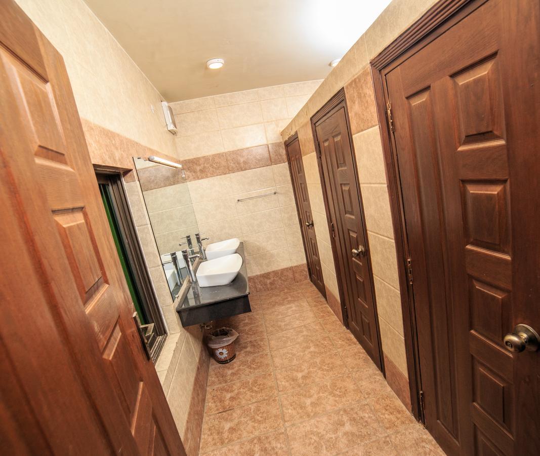 רוואלפינדי Shelton Hotel מראה חיצוני תמונה